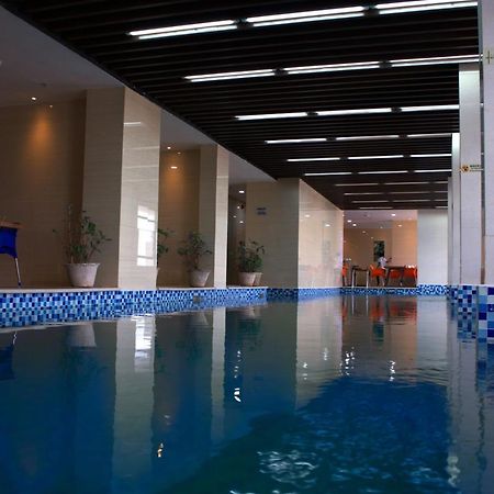 Lark Hotel Дар-ес-Салам Екстер'єр фото